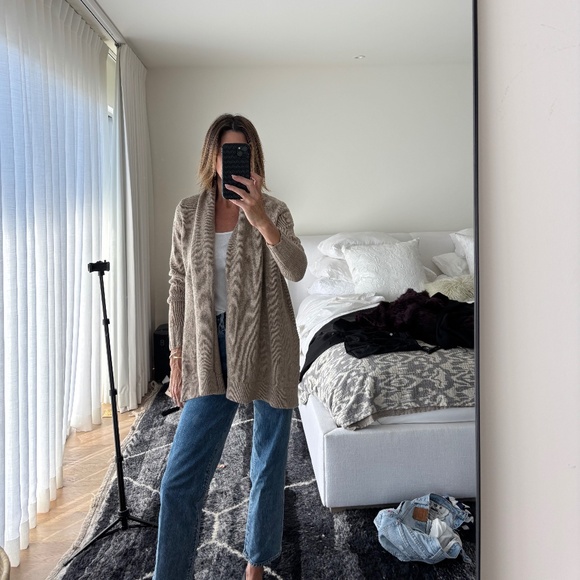 Vince sweater, size XS, with shawl collar in good condition - Picture 1 of 3